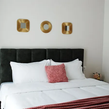 Apartamento Lindi's 8 5 Tirana